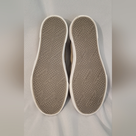 Eddie Bauer Haller Neutral Tan Slip-On Loafers Size 7.5 - Picture 7 of 10